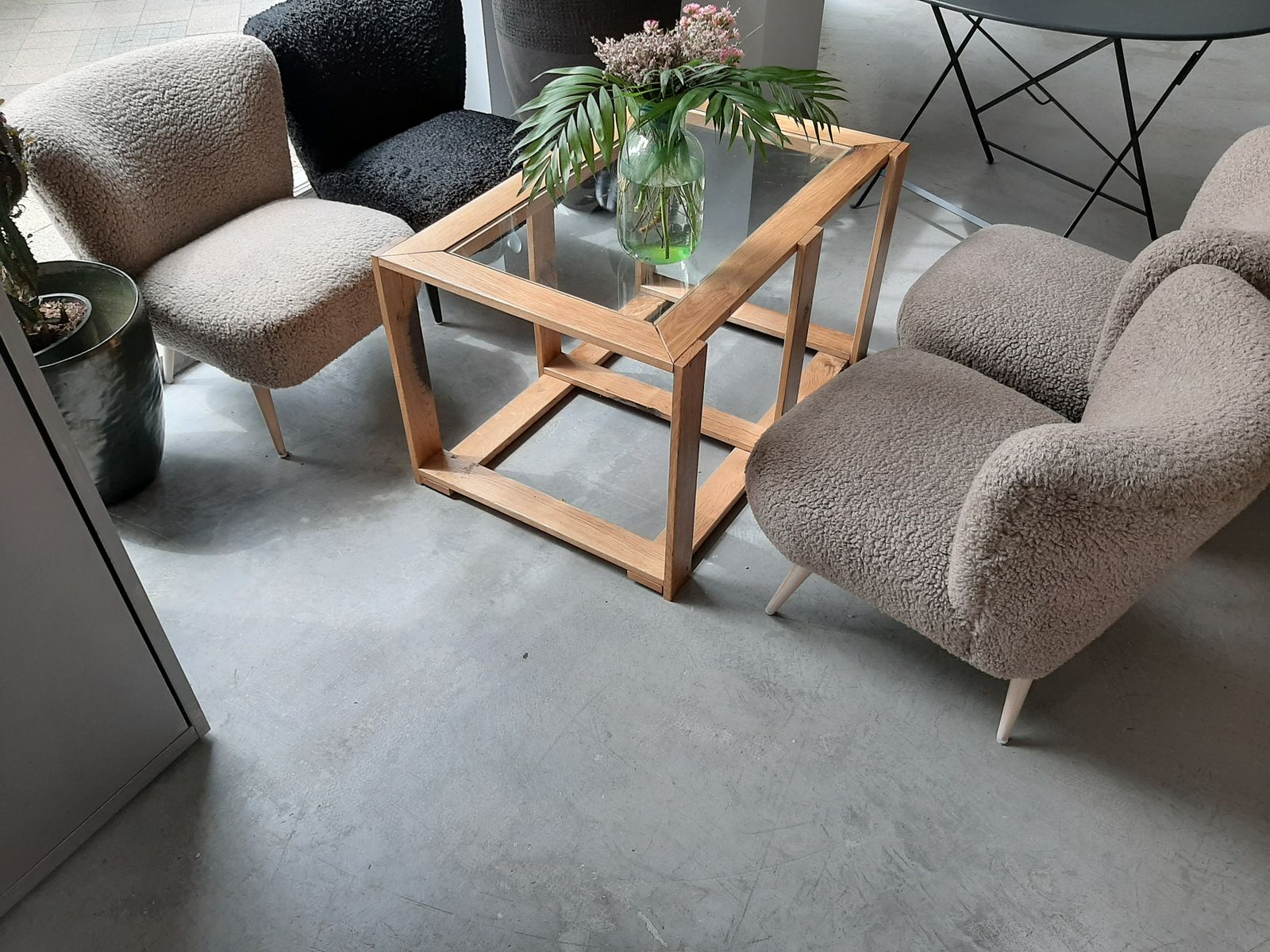 Dekoratív habarcsbevonat padlón és falakon beltéren